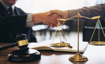 "Las Mejores Oportunidades de Trabajo en el Sector Jurídico: Encuentra tu Próxima Posición Hoy"
